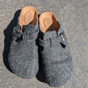 Maurices clogs